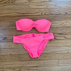 Victoria’s Secret bikini